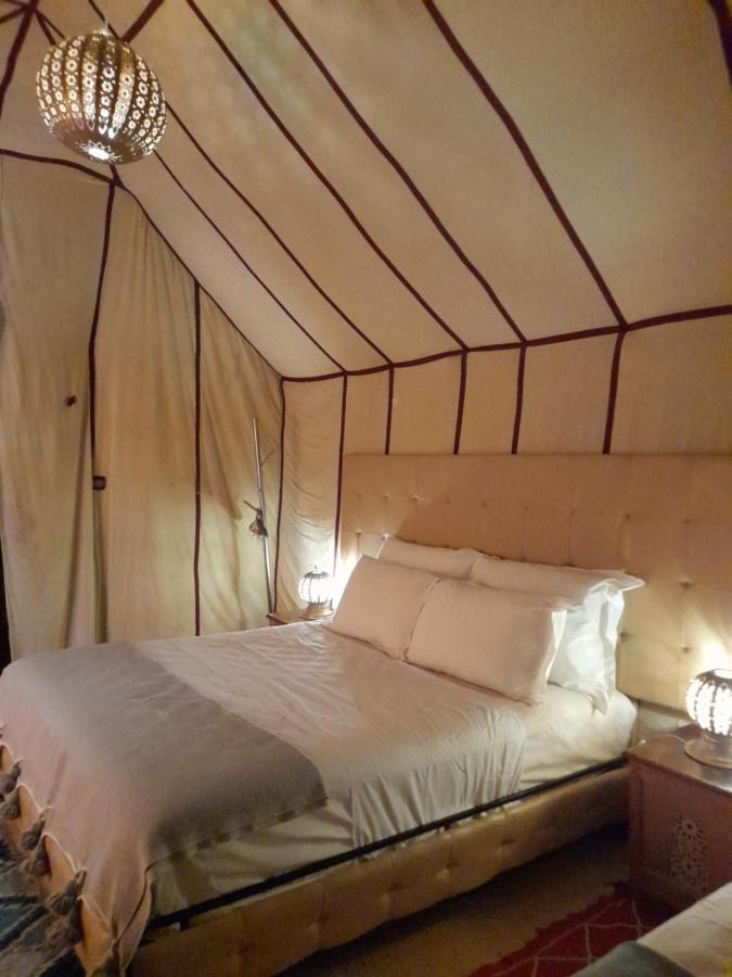 Tourza Desert Camp "Tents With Heating" Мерцуга Екстериор снимка