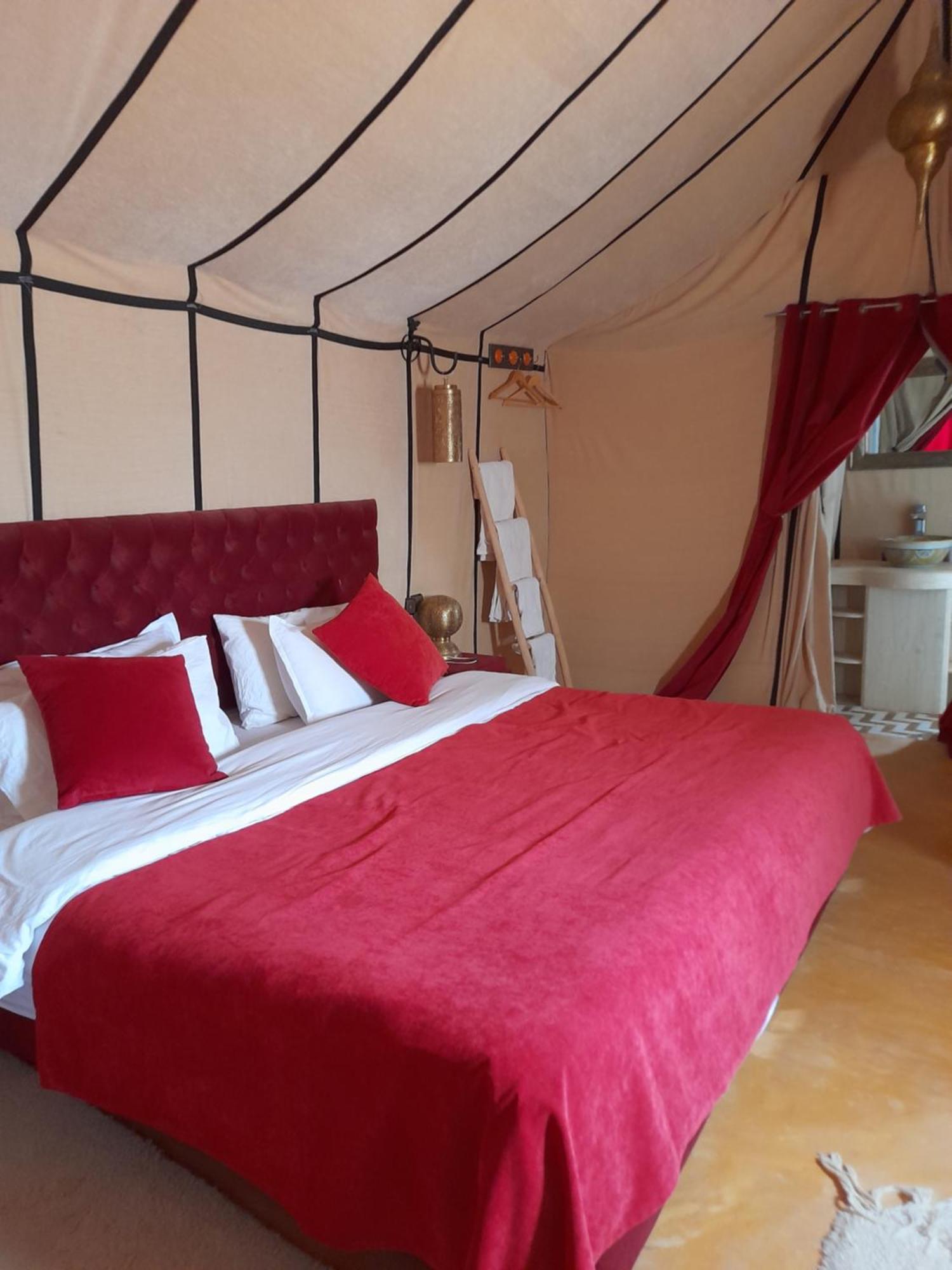 Tourza Desert Camp "Tents With Heating" Мерцуга Екстериор снимка