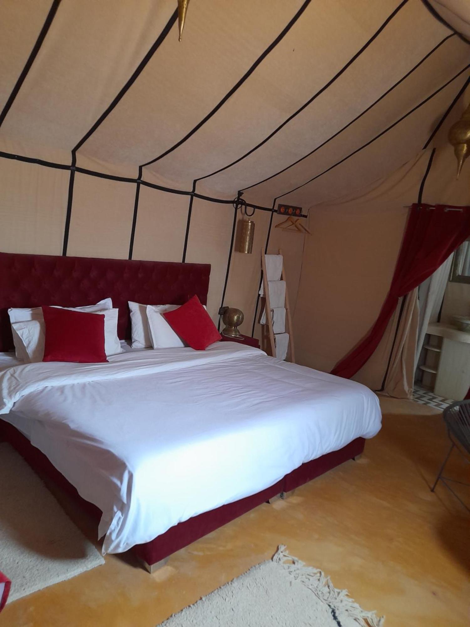 Tourza Desert Camp "Tents With Heating" Мерцуга Екстериор снимка
